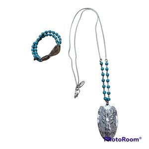 Beautiful Silver and Turquoise Colored Set